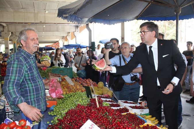 CHP İl Başkanı Harun Özgür Yıldızlı Uykudan uyanın ve vatandaşın halini görün.