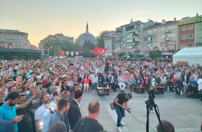 Yıldızdoğan coşkusu İzmit'te yaşandı