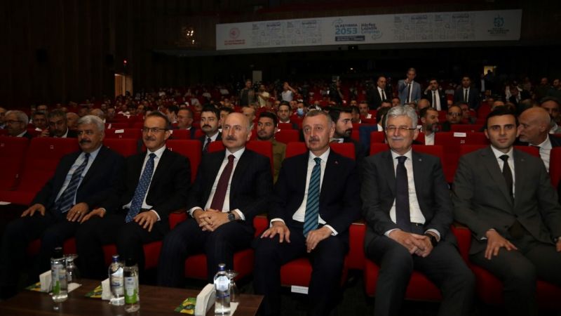 Karaismailoğlu: Lojistikte süper güç olma yolunda ilerliyoruz