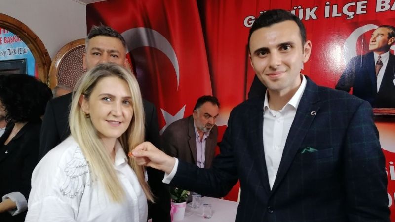 MHP Gölcük’e 174 yeni üye