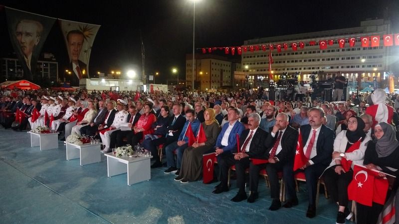 15 Temmuz anmasına binlerce kişi katıldı