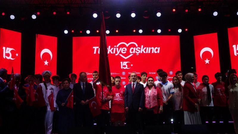 15 Temmuz anmasına binlerce kişi katıldı