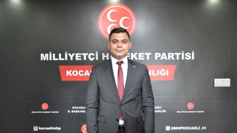 MHP'de 4 başkan yardımcısı partiden ayrıldı