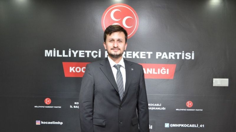 MHP'de 4 başkan yardımcısı partiden ayrıldı