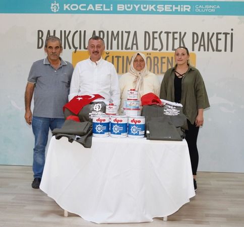 285 balıkçıya malzeme desteği