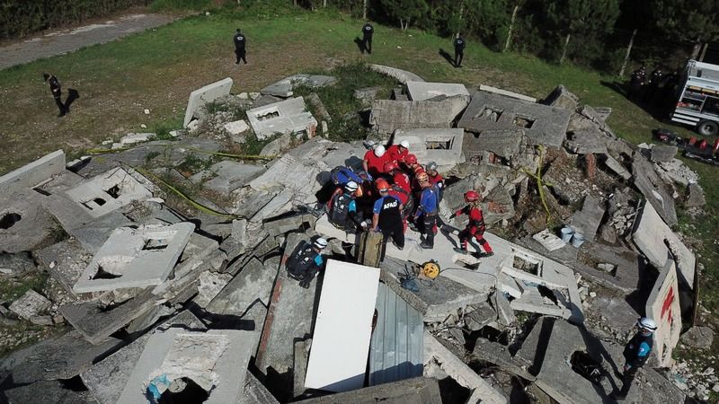 Gerçeği aratmayan tatbikat nefesleri kesti