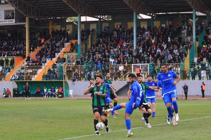 TFF 2. Lig: Kocaelispor: 4 - Fethiyespor: 3