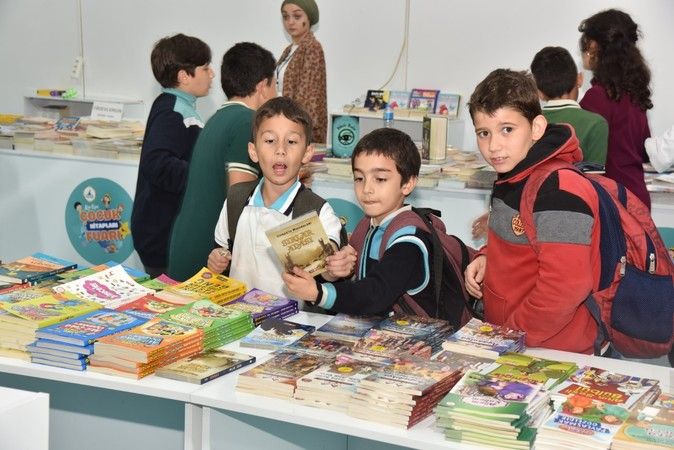 Kartepe Çocuk Kitap Fuarı'nı 50 bin kişi ziyaret etti