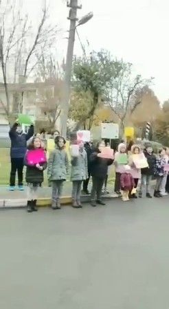 Kanser tedavisi gören öğretmene yürek ısıtan kutlama