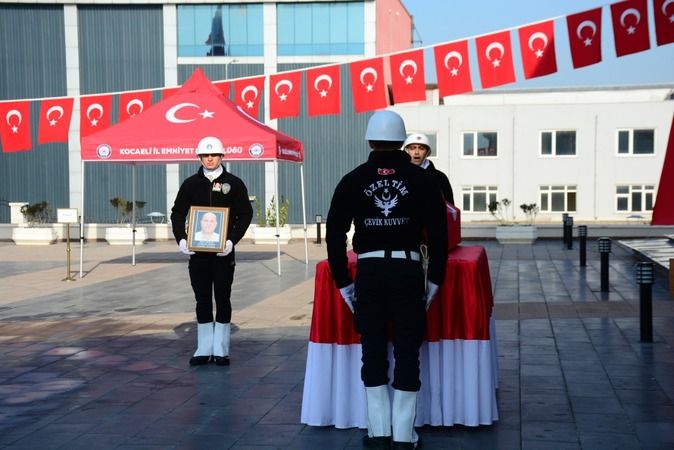 Kalbine yenik düşen polis memuru, son yolculuğuna uğurlandı