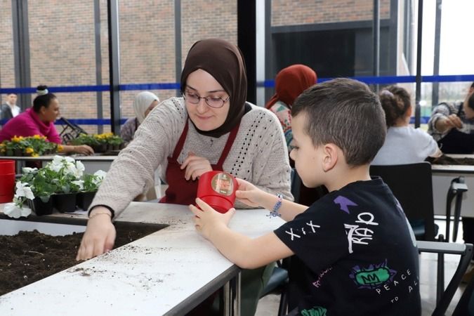 Büyükşehir'in baş tacı çocuklar tatil keyfini hak ediyor