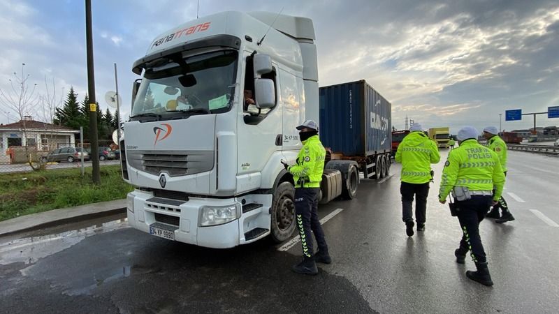 Kocaeli'de kış lastiği denetimi