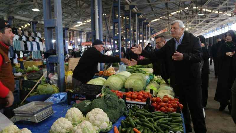 Karaosmanoğlu Kandıra'da destek istedi