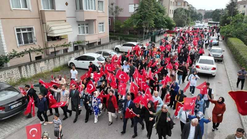 Cumhur İttifakı Derince'de gövde gösterisi yaptı