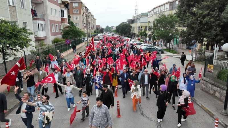 Cumhur İttifakı Derince'de gövde gösterisi yaptı