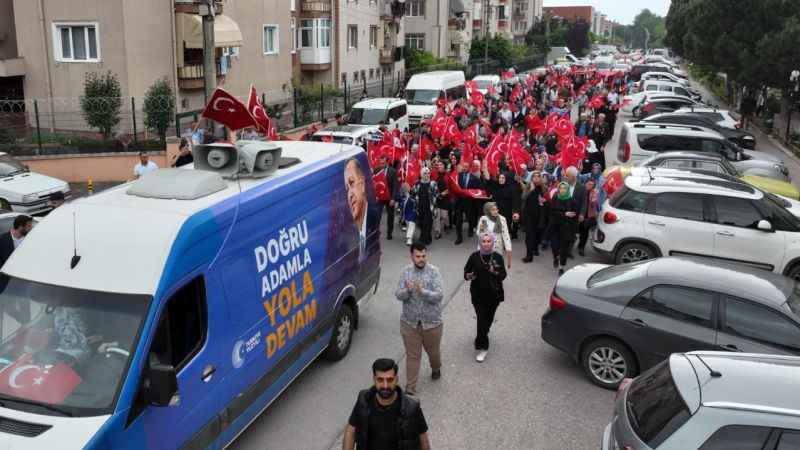 Cumhur İttifakı Derince'de gövde gösterisi yaptı