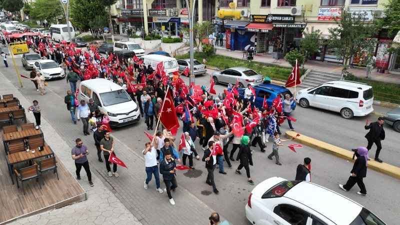 Cumhur İttifakı Derince'de gövde gösterisi yaptı