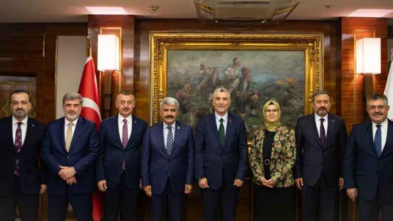 AK Parti’den, Ankara’da yoğun mesai