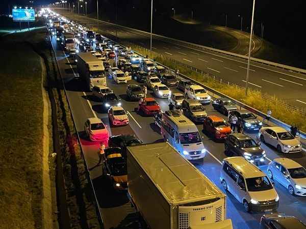 Kuzey Marmara'da kaza sonrası trafik yoğunluğu