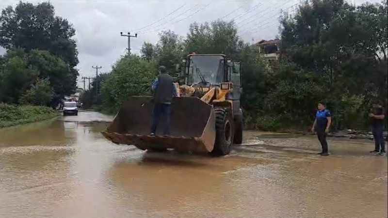 Kandıra da yağıştan nasibini aldı