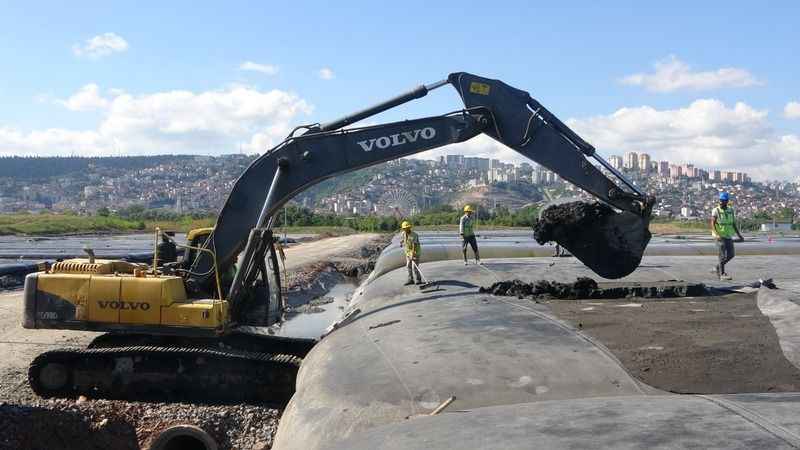  İzmit Körfezi'ni akvaryuma dönüştürecek dev projede ilk 20 geotekstil tüp hazır