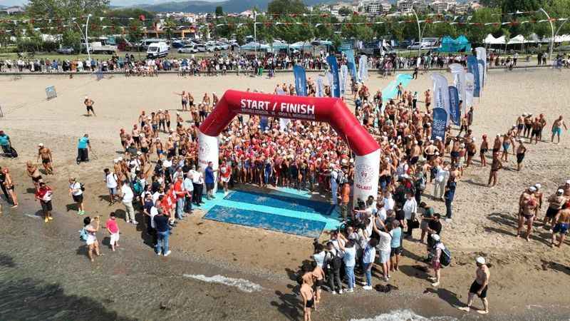 İzmit Körfezi’nin iki yakası bir araya geldi