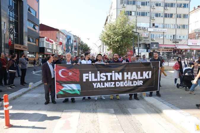 Derinceliler Filistin İçin Tek Yürek