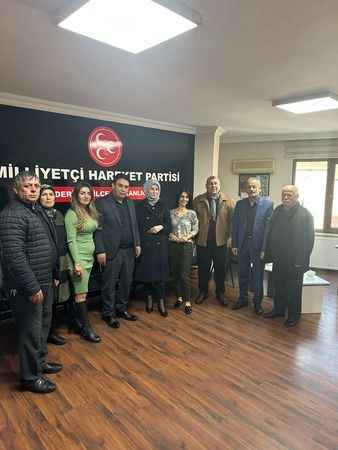 Merve Karabayır, MHP Derince İlçe Başkanlığını ziyaret etti