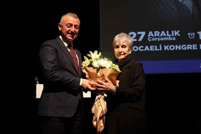 “Akif’e olan borcumuzu ancak Asım’ın Neslini anlayarak ödeyebiliriz”